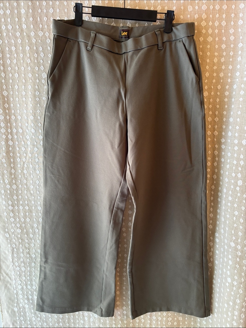 Lee Wide Leg Women's Pants in Olive Green